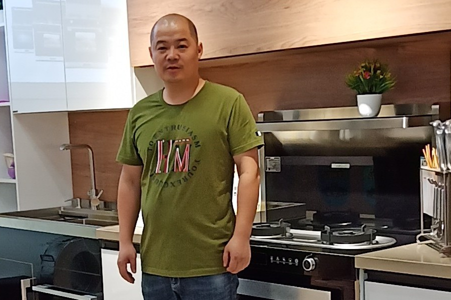 【經(jīng)銷商采訪】浦江張登：佳歌集成灶給了我重新站起來(lái)的決心和勇氣