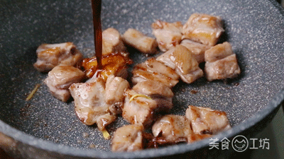 【佳歌廚房】過(guò)年必備菜之排骨年糕