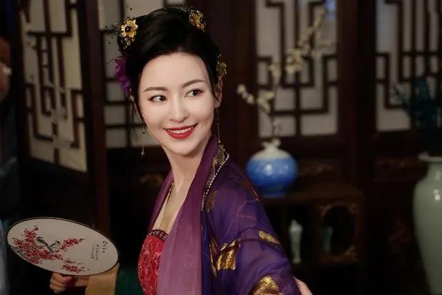 楊媽媽實力出圈，你認出她了嗎？