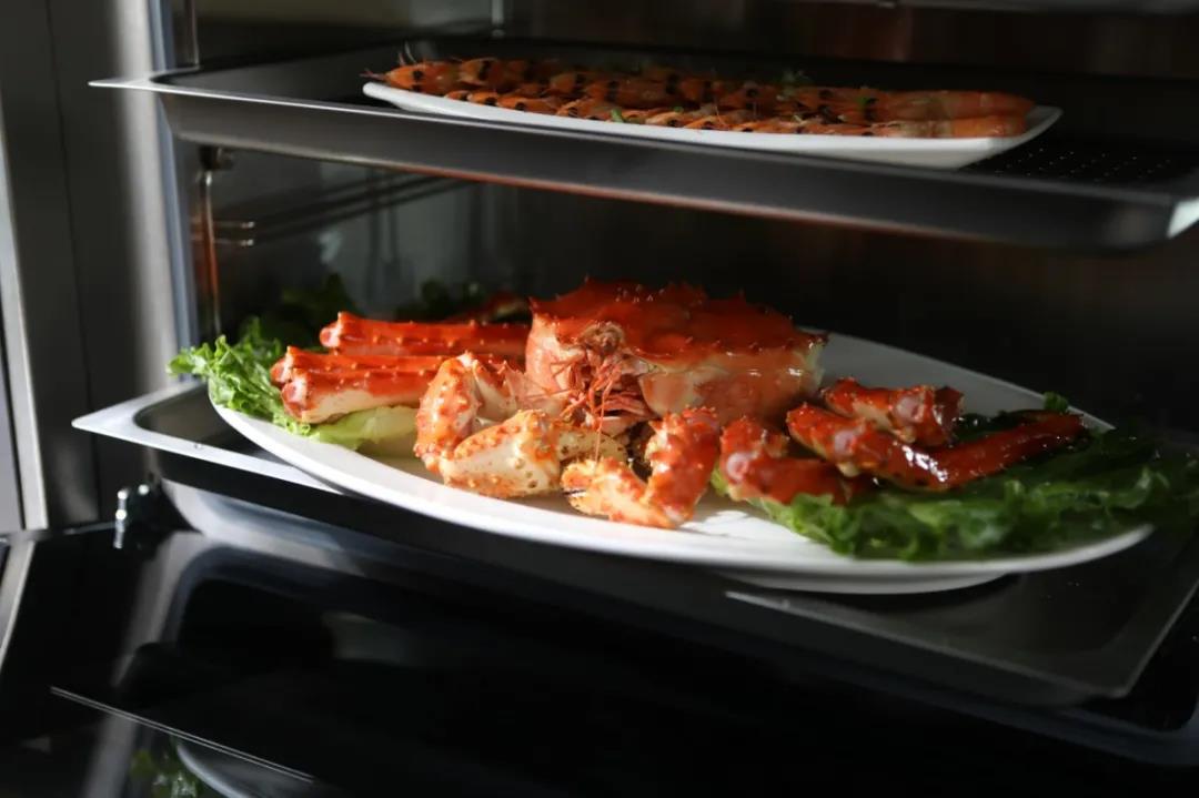 楊媽媽實力出圈，你認出她了嗎？