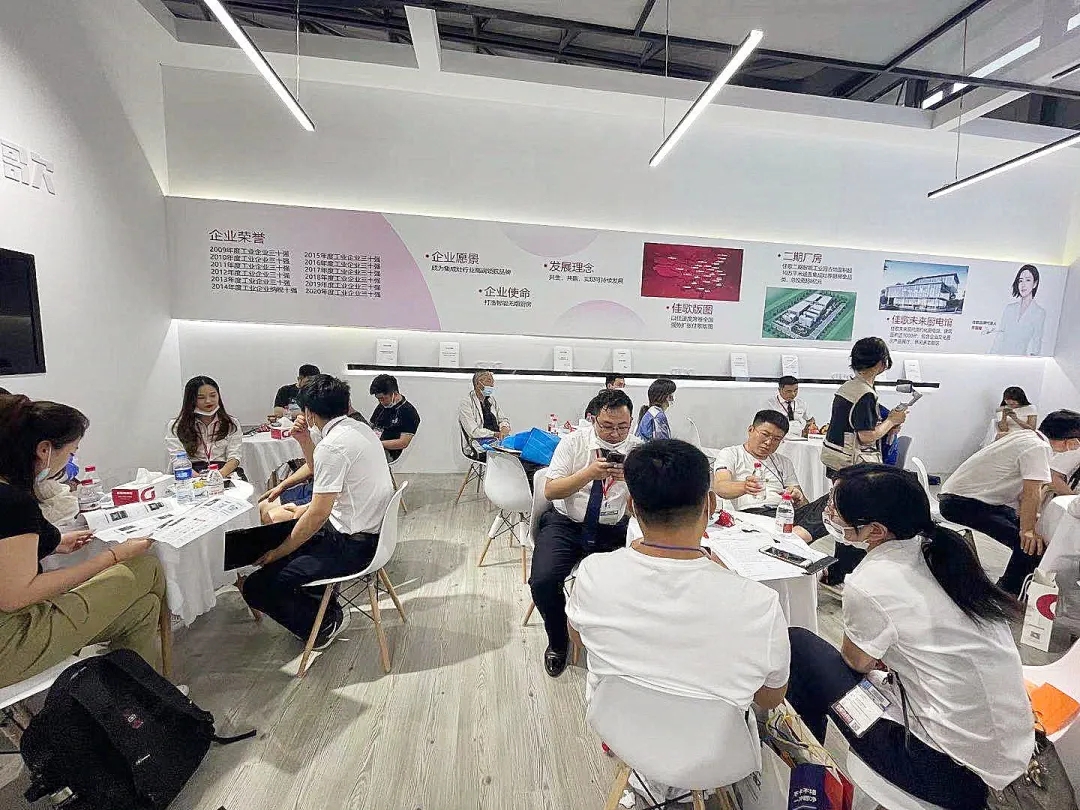 【2021上海國(guó)際廚衛(wèi)展】偶像派？實(shí)力派？佳歌集成灶攜新品再度重塑行業(yè)新標(biāo)準(zhǔn)！