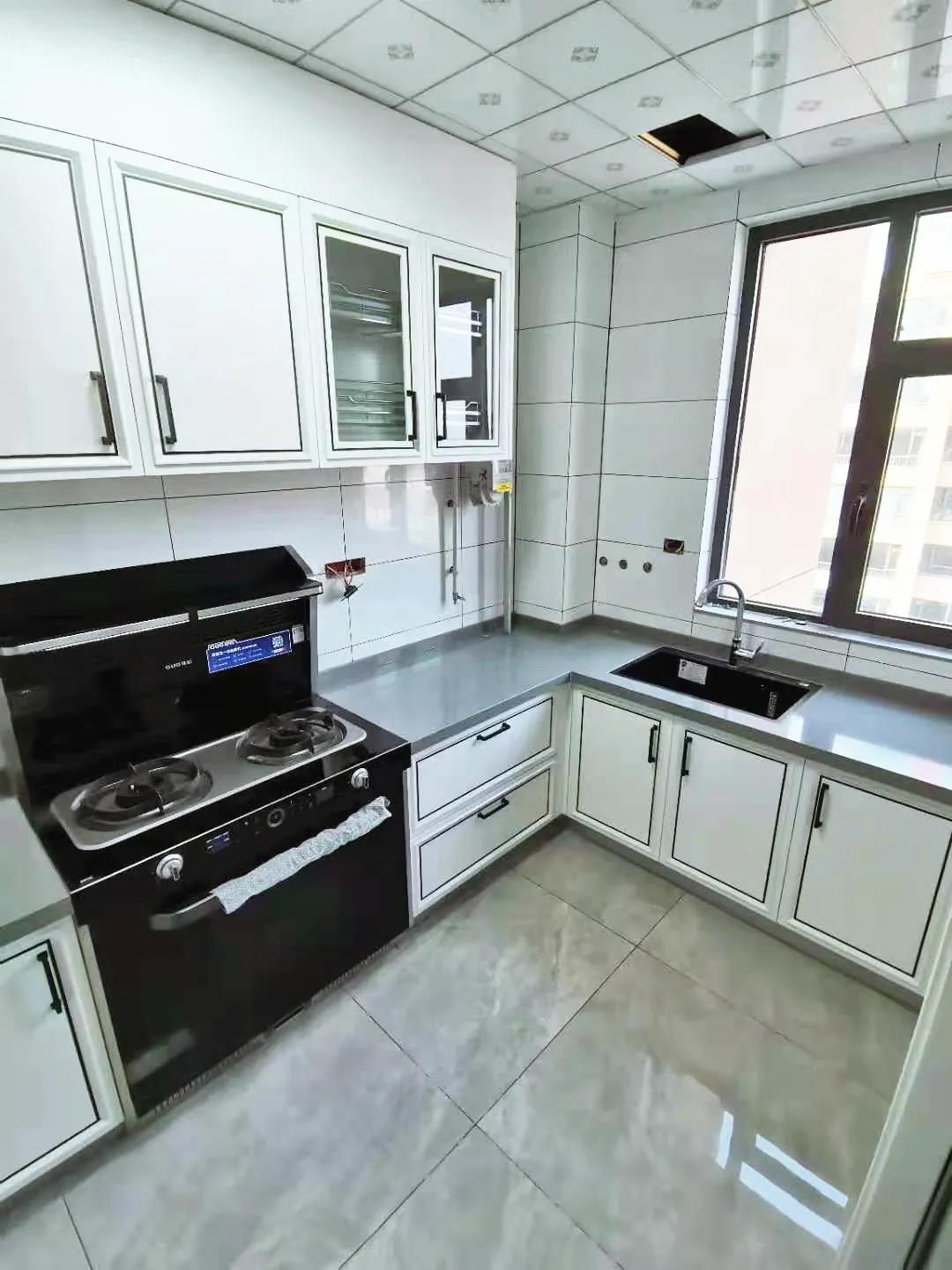 同樣黑白灰，看佳歌如何打造別樣廚房！