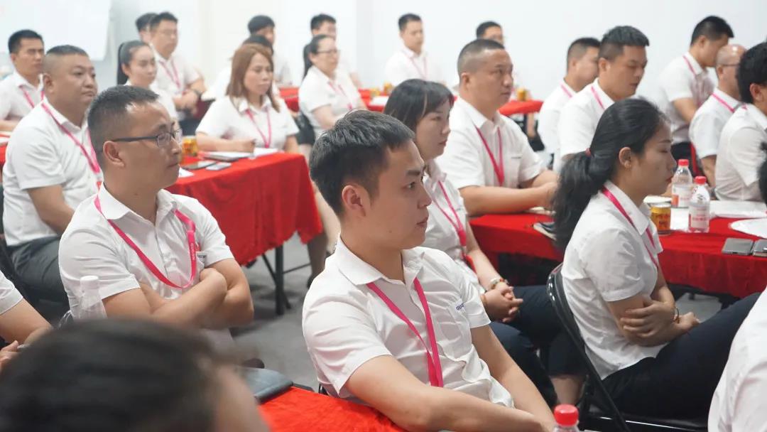 “星耀佳歌·一路佟行”808超級品牌日啟動會暨818全國招商動員大會圓滿成功！