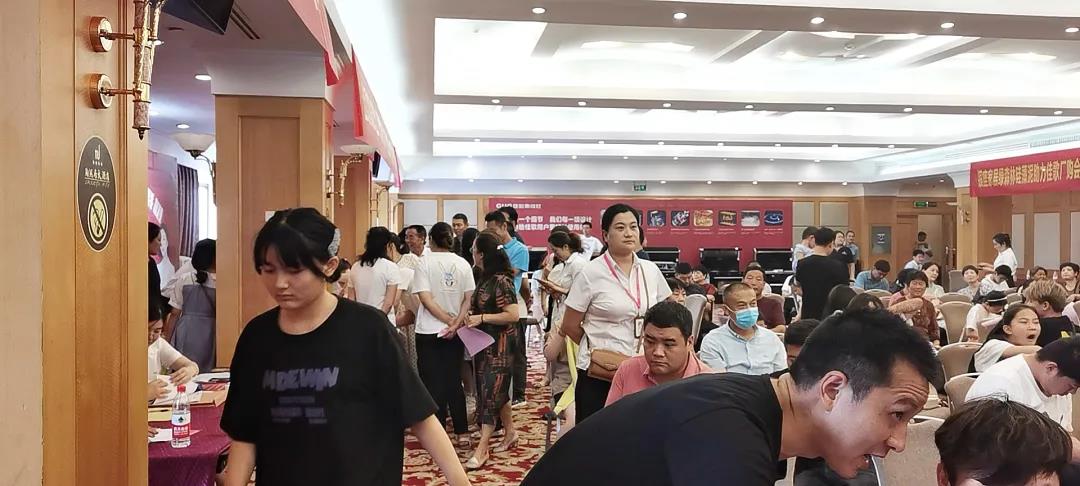 “蒸烤時代·技壓群雄”佳歌集成灶山東臨沂廠家直銷會圓滿收官！