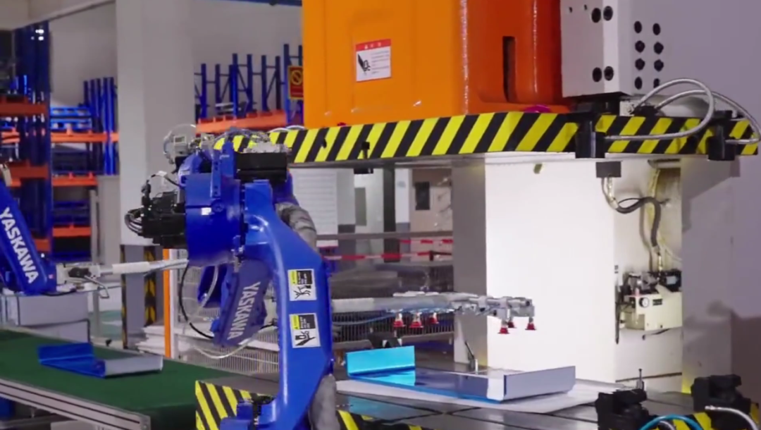 狂攬63家新商！“星耀佳歌·一路佟行——佳歌集成灶線上直播財富峰會”完美收官！