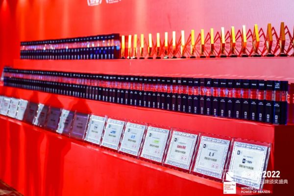 熱烈祝賀佳歌集成灶榮獲“2022年度消費(fèi)者喜愛集成灶十大品牌”！