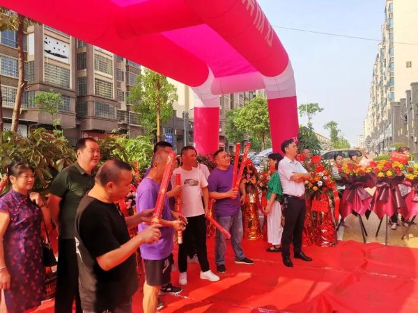 【喜報】熱烈祝賀佳歌集成灶湖南常寧旗艦店重磅升級，盛大開業(yè)！