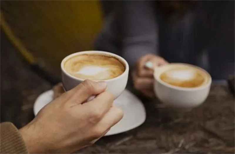 佳歌集成灶預(yù)?？忌鷤兤扉_(kāi)得勝，金榜題名！