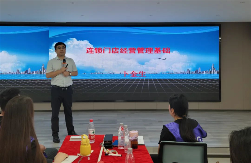 佳歌集成灶第8期“飛鷹計劃”鐵血訓(xùn)練營圓滿收官