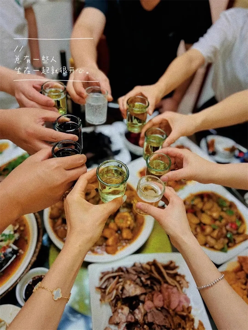 假期朋友小聚，家宴依然是最高級(jí)別的款待